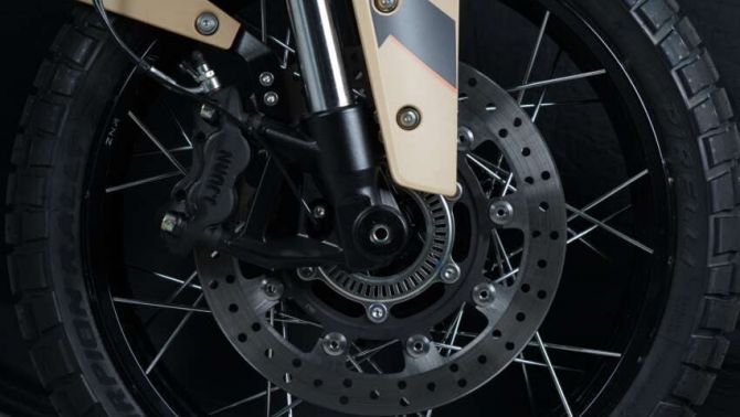 Tin xe hot 7/2: ‘Vua côn tay’ mới trang bị át vía Honda Winner R và Yamaha Exciter ra mắt với giá rẻ