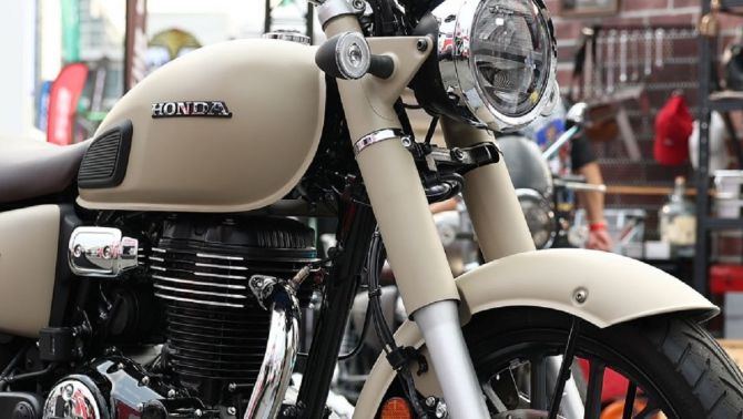 Honda chính thức ra mắt ‘huyền thoại côn tay’ mới giá cực rẻ: Đẳng cấp vượt trội Winner R và Exciter