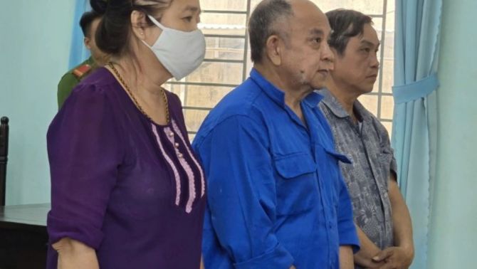 Ngày 10/2, hoãn xét xử vợ chồng ông chủ Công ty Đậu phộng Tân Tân: Lý do và mức án có thể đối mặt