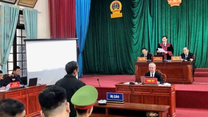 Uống rượu rồi chữa bệnh bằng 'phương pháp tâm linh', người đàn ông ở Hà Tĩnh đánh chết hàng xóm 