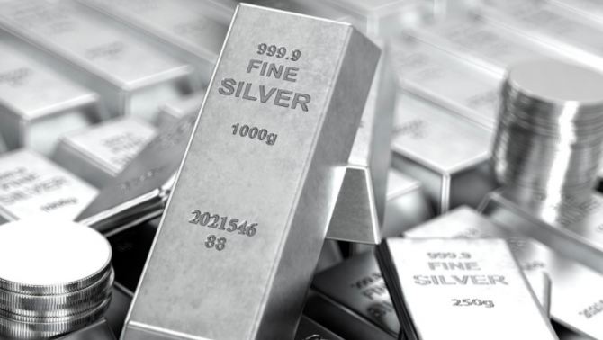 Quỹ bạc lớn nhất thế giới bất ngờ xả hàng, thị trường bước vào sóng giảm?