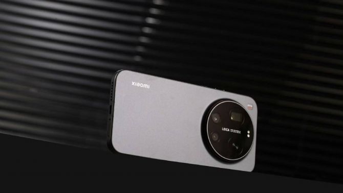Xiaomi chuẩn bi ra mắt smartphone camera tiềm vọng 200MP hạ gục iPhone 17 Pro Max, Galaxy S25 Ultra
