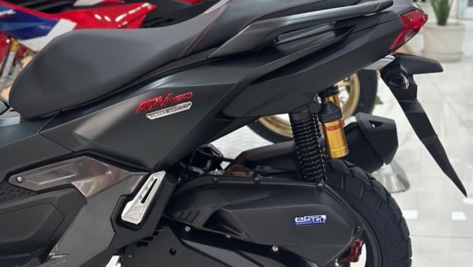 Honda chính thức mở bán ‘vua xe ga’ 160cc mới giá 70 triệu đồng: Thiết kế chất hơn cả SH và SH Mode