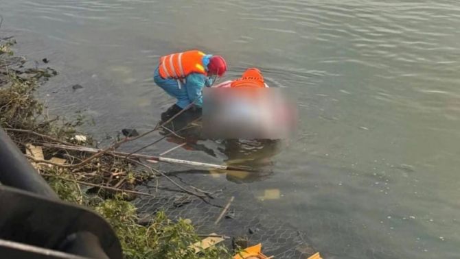 Bí ẩn thi thể nam giới đi giày thể thao tử vong nhiều ngày dưới chân cầu sông Hàn