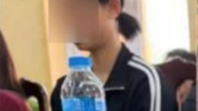 Vụ cô giáo tiểu học bắt cả lớp liếm đất ở Phúc Yên: Phụ huynh nói thẳng 'không chỉ xin lỗi là xong'