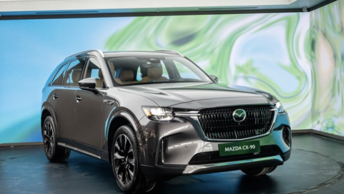 Mazda CX-90 chốt giá 2,479 tỷ đồng có gì mà được xếp ‘chung mâm’ với Volkswagen Teramont