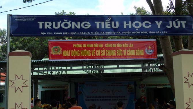 Đắk Lắk: Phát hiện 2 học sinh tử vong thương tâm dưới hồ nước, hé lộ manh mối từ một đồ vật