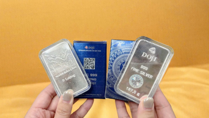 Giá bạc hôm nay 2/3: Bất ngờ quay đầu giảm sâu sau tuần tăng nóng