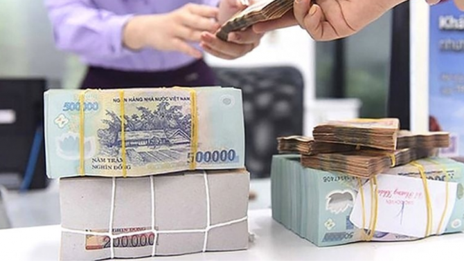 Lãi suất bùng nổ đầu tháng 3: 12 tháng chạm 7%, xuất hiện mức 9%/năm