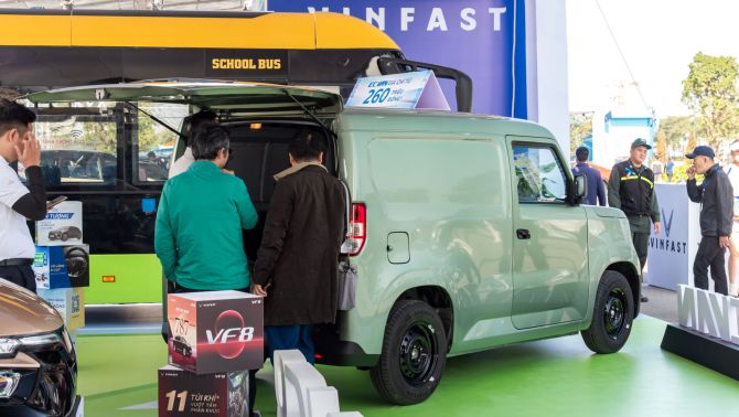 Khi ‘cần câu cơm’ không còn ‘ngốn’ chi phí: VinFast EC Van thay đổi cuộc chơi vận tải nội đô