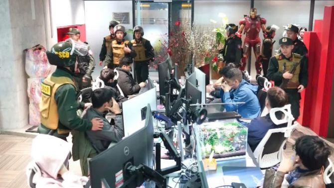 Vụ đường dây bóng đá lậu Xôi Lạc TV: Thói quen 'xem chùa' có thể khiến xã hội trả giá nhiều thế hệ