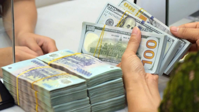 Xung đột Mỹ - Iran leo thang: VCBS cảnh báo áp lực lên tỷ giá USD/VND, ngân hàng chịu tác động