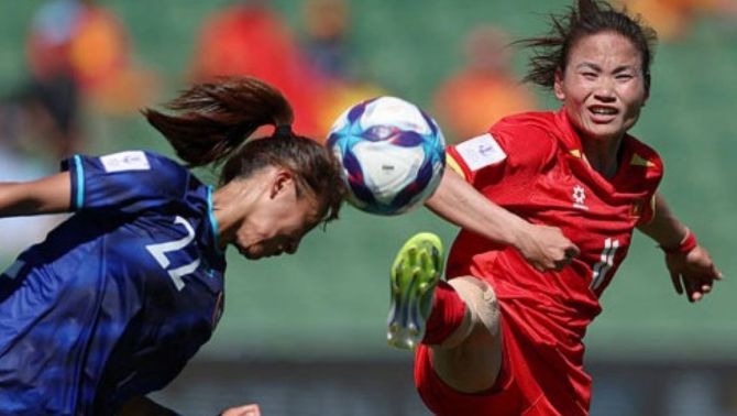 Tranh cãi ở Asian Cup nữ: Tuyển nữ Việt Nam đòi phạt đền nhưng vì sao trọng tài lắc đầu?