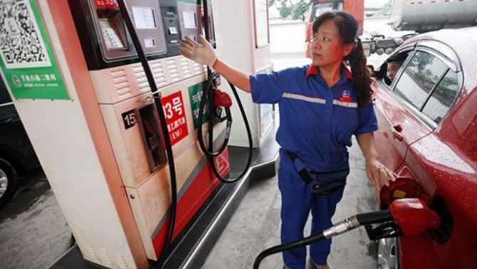 Thêm một nước dừng xuất khẩu nhiên liệu, thị trường năng lượng châu Á theo dõi nguồn cung xăng dầu