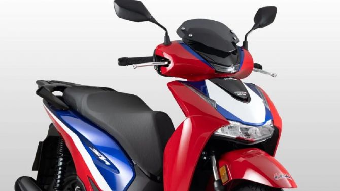 Honda SH 125i phiên bản 2026 chính thức ra mắt: Dân tình ùn ùn săn đón vì quá đẹp, có ABS, giá mềm?