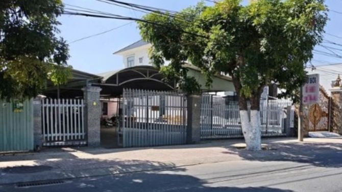 Chơi ở hồ bơi gần nhà, bé trai 12 đuối nước rồi tử vong: Tiết lộ hoàn cảnh khó khăn đằng sau