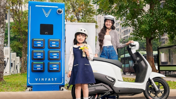 Giá xe máy điện VinFast sau chương trình ‘Thu xăng - Đổi điện’ hỗ trợ người dùng giữa cơn sốt giá xăng