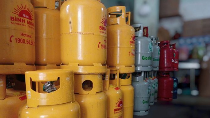 Giá gas ngày 12/3 tiếp tục điều chỉnh, bình 12kg vượt 504.000 đồng, chuyện gì đang xảy ra trên thị trường?
