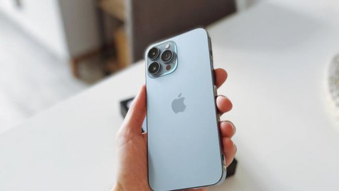 Ba mẫu iPhone dưới 10 triệu đáng mua nhất đầu 2026, chạy bao mượt, thách thức Android cao cấp