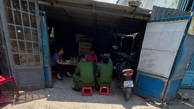 TP HCM: Nghi án cãi nhau với vợ, chồng khóa cửa rồi châm lửa thiêu cả gia đình, hậu quả nặng nề