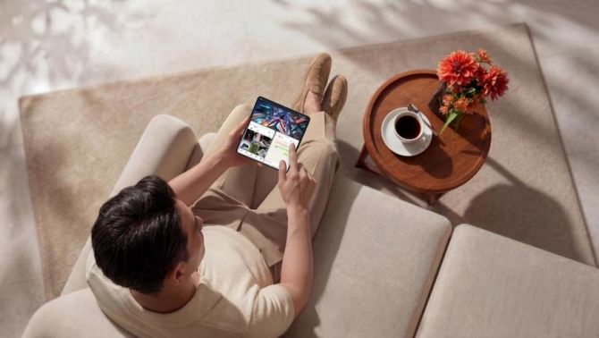 OPPO Find N6 ra mắt tại Việt Nam, thiết kế mỏng nhẹ, nếp gấp 'tàng hình', giá 65 triệu đồng