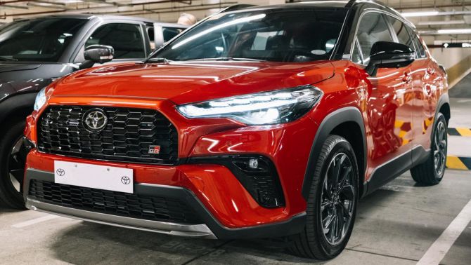 Toyota ra mắt mẫu SUV 5 chỗ đẹp long lanh giá 745 triệu đồng: Thiết kế nét hơn Mazda CX-5 và Honda CR-V