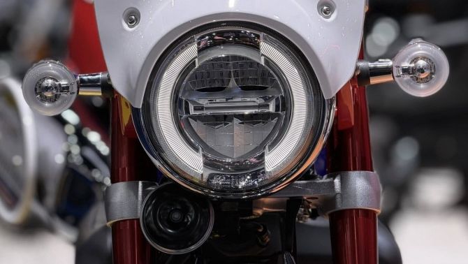 Honda chính thức ra mắt ‘huyền thoại côn tay’ 125cc mới: Đẳng cấp vượt thời gian, có ABS, giá dễ mua