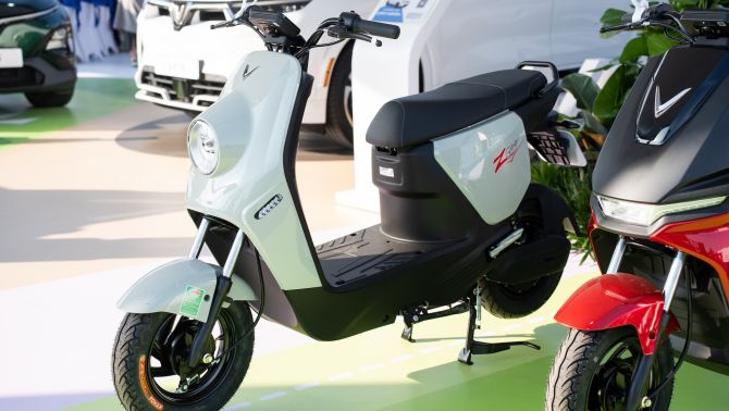 Vì sao VinFast ZGoo là mẫu xe máy điện 'quốc dân' dành cho học sinh?
