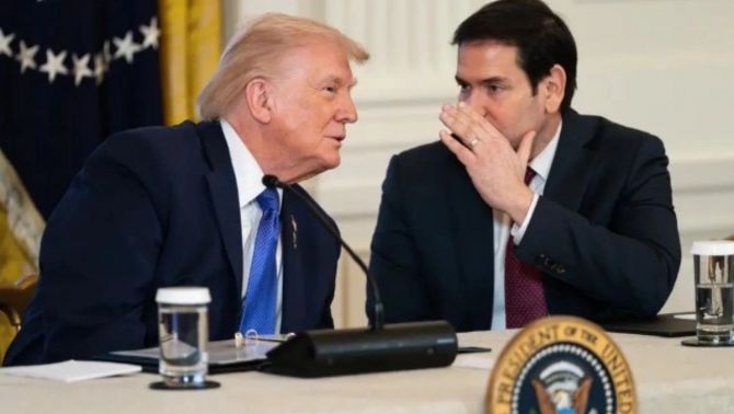 Hé lộ 'kênh hậu trường' khiến Mỹ hoãn thực hiện 'tối hậu thư' với Iran vào phút chót