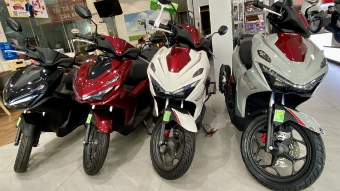 Bảng giá xe Honda Air Blade 2026 cuối tháng 3/2026: Giảm 'kịch sàn', quyết hạ đo ván Yamaha NVX 155