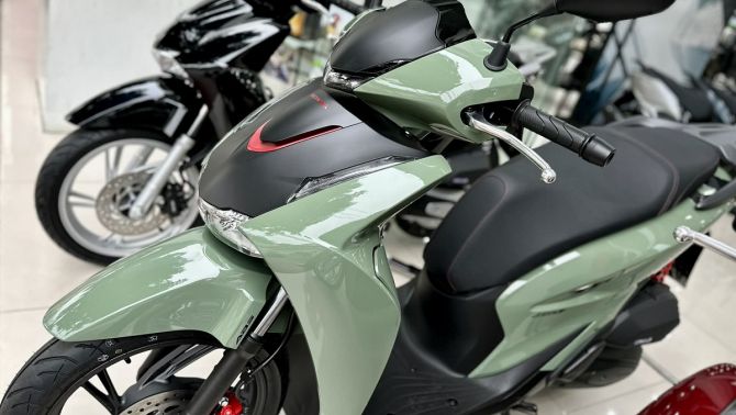 Bảng giá xe Honda SH 2026 cuối tháng 3/2026 giảm không phanh: SH 125 và SH 160 cực rẻ hút khách Việt