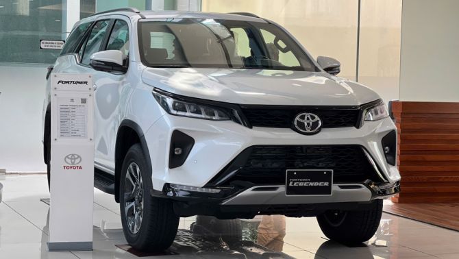 Toyota Fortuner có giá lăn bánh ‘rẻ như cho’ cuối tháng 3/2026, ‘hạ đo ván’ Santa Fe và Ford Everest