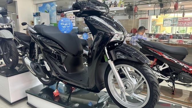Bảng giá xe máy Honda tháng cuối 3/2026 'rơi tự do': SH, Air Blade rẻ hiếm thấy, SH Mode đã chạm đáy