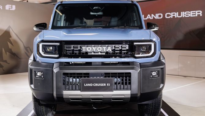 ‘Siêu phẩm’ SUV Toyota Land Cruiser FJ 2026 sắp ra mắt tại Việt Nam: Đại lý đã nhận cọc, giá hấp dẫn
