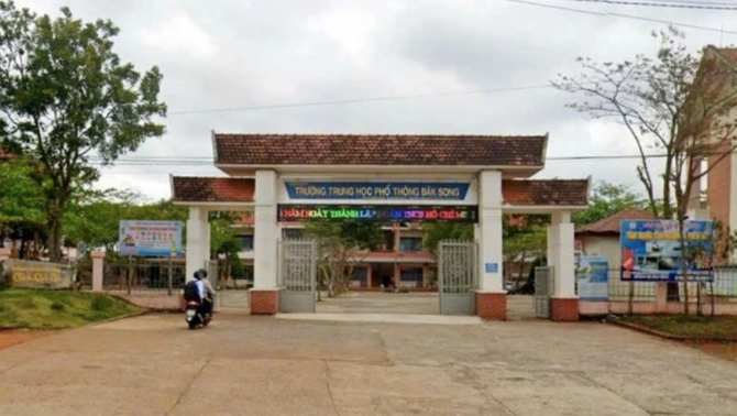 Ảnh nhạy cảm của nữ giáo viên xuất hiện trong trường, lộ nguyên nhân từ mâu thuẫn cá nhân, cơ quan chức năng vào cuộc