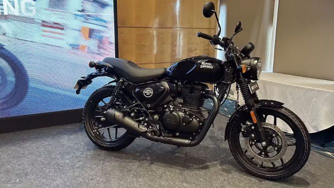 ‘Vua côn tay’ mới chính thức ra mắt giá 37 triệu đồng: Phân khúc trên Honda Winner R và Exciter 155