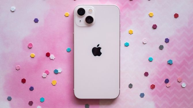 Mẫu iPhone chính hãng đang giảm còn nửa giá, chốt ngay deal hời - hàng chính hãng yên tâm bao xài!