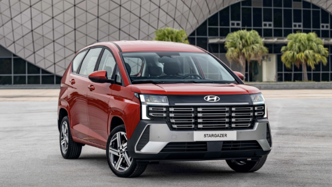 MPV 7 chỗ ‘xả kho’ giảm cả trăm triệu đồng: Xpander, Veloz Cross, Stargazer chạy đua ưu đãi 