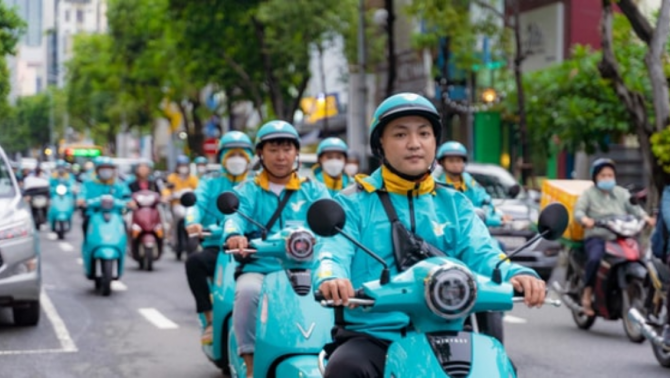 Hãng xe ‘dễ thở’: Pin xe điện được miễn tái chế đến 2029