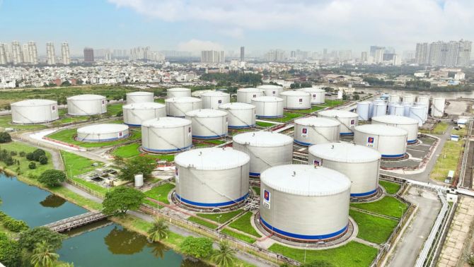 Nâng mức kho dự trữ xăng dầu đạt khoảng 90 ngày: Dầu thô, xăng diesel và cách ứng phó khủng hoảng 