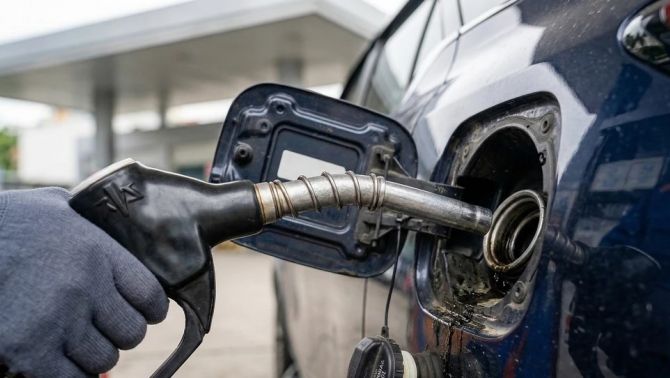 Giá xăng dầu tối ngày 14/4 rất rẻ, SUV cỡ C nào giúp tiết kiệm nhất? Mazda CX-5 không phải tối ưu