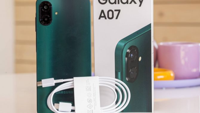 Giá xăng dầu chiều hôm nay 15/4: Giá xăng RON95, xăng E5 RON92, dầu diesel duy trì giá rẻ, giá Galaxy A07 cũng rẻ kỷ lục