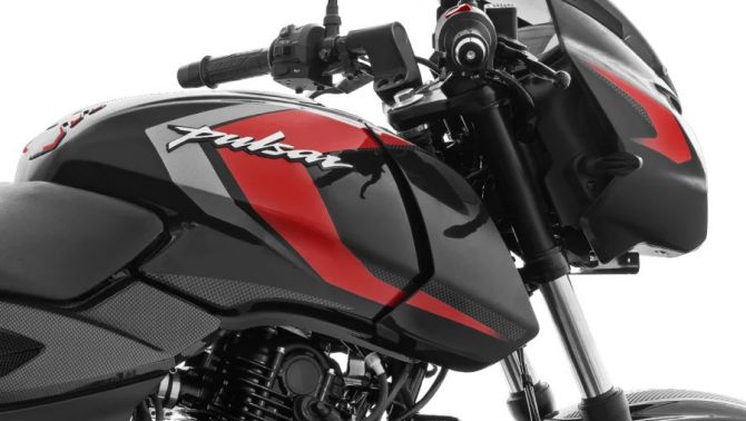 Tin xe trưa 17/4: ‘Vua côn tay’ 150cc mới tinh ra mắt giá 28 triệu đồng, phân khúc tiệm cận Exciter