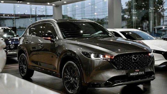 Giá xăng dầu mới nhất sáng 20/4: Đồng loạt ở mức 'vừa bán vừa cho', Mazda CX-5 vội giảm giá lăn bánh