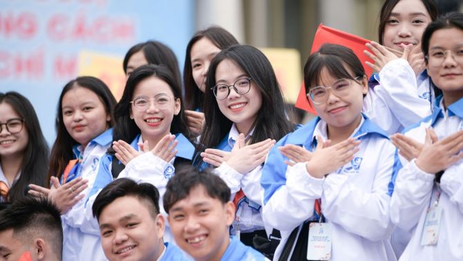 Cơ hội chưa từng có trong tuyển sinh 2026: Top 30% sinh viên đủ điều kiện này được bao trọn học bổng