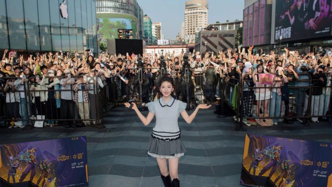 Gục ngã trước nhan sắc nữ diễn viên đình đám Cbiz đang gây sốt khi xuất hiện tại sự kiện VCT China 2026 Stage 1