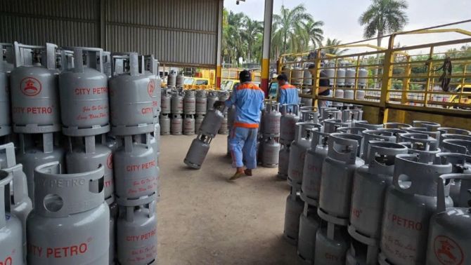 Giá gas hôm nay 22/4: Gas Petrolimex, PV GAS, Saigon Petro đi ngang, khu vực nào tiếp tục thấp nhất cả nước? 