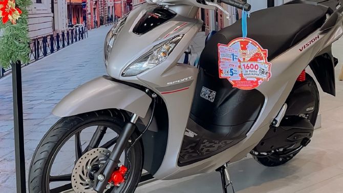 Bảng giá xe Honda Vision 2026 cuối tháng 4/2026: 'Lao dốc' cực mạnh, quyết không để xe điện vượt mặt