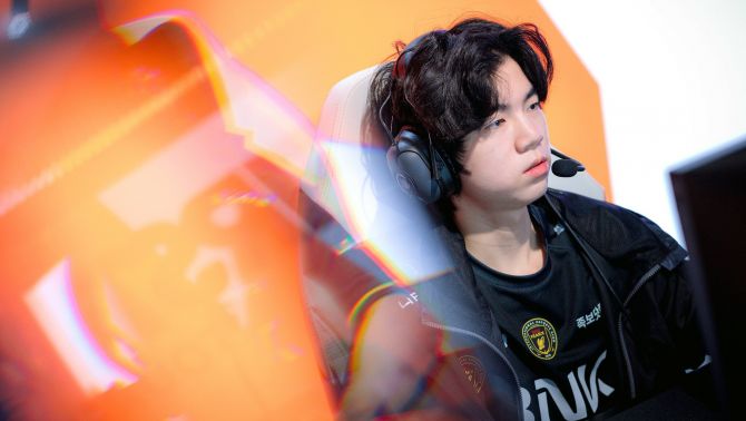 Sau phốt thái độ, sao trẻ LCK chuẩn bị tìm bến đỗ mới