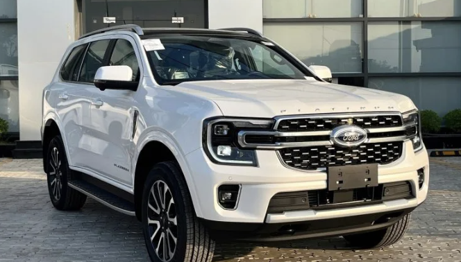 Ford Everest 2026 lộ diện tại Hà Nội: ‘Đếm ngược’ ngày ra mắt chính thức, ‘đối đầu’ Toyota Fortuner